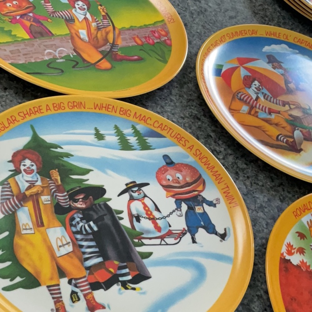 🍔 McDonald’s set of 4 seasons vintage plates 1977.